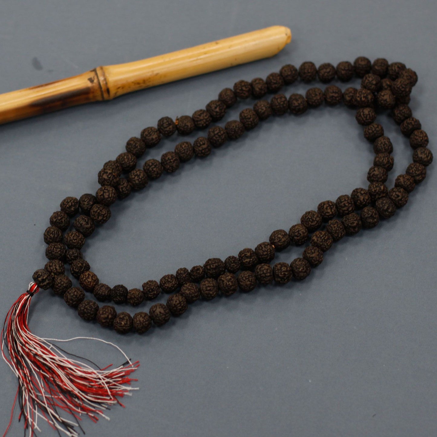 108 Rudraksha Japa Mala - Oscuro