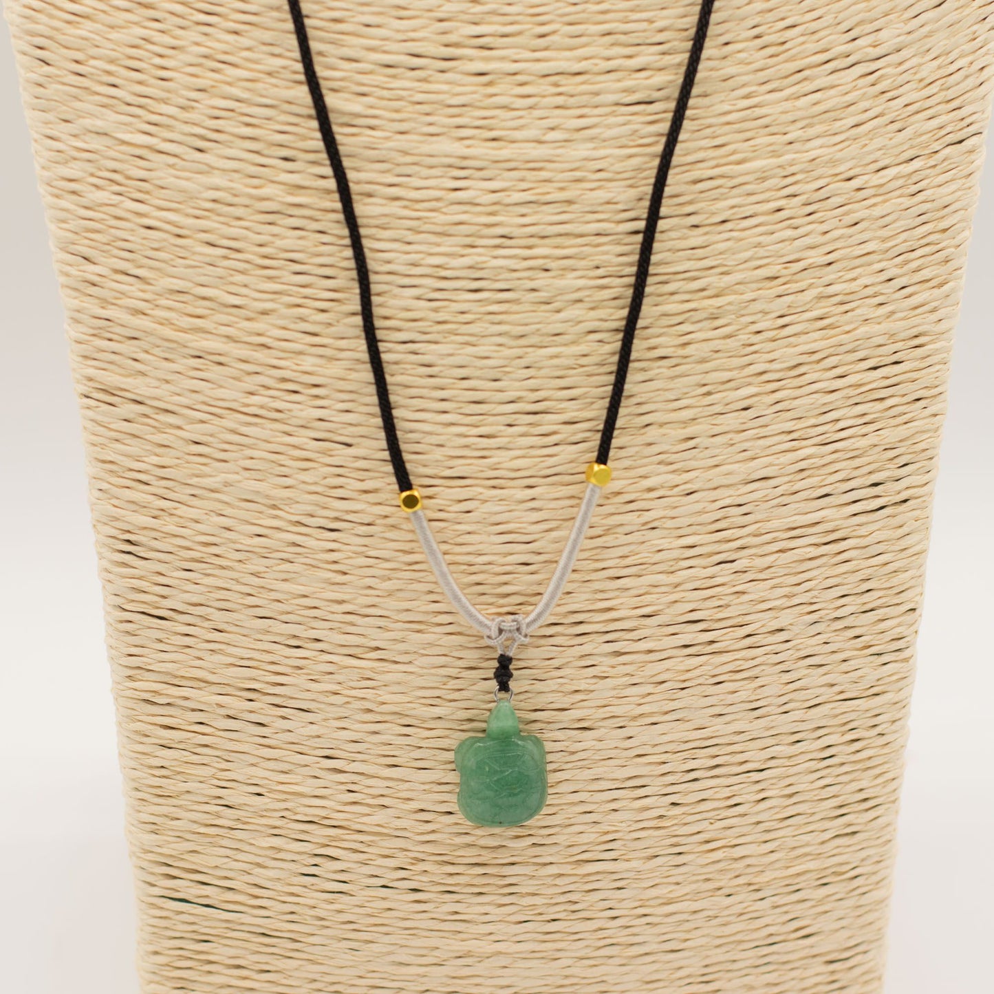 Collar de cuerda Colgante de piedra preciosa - Tortuga de jade