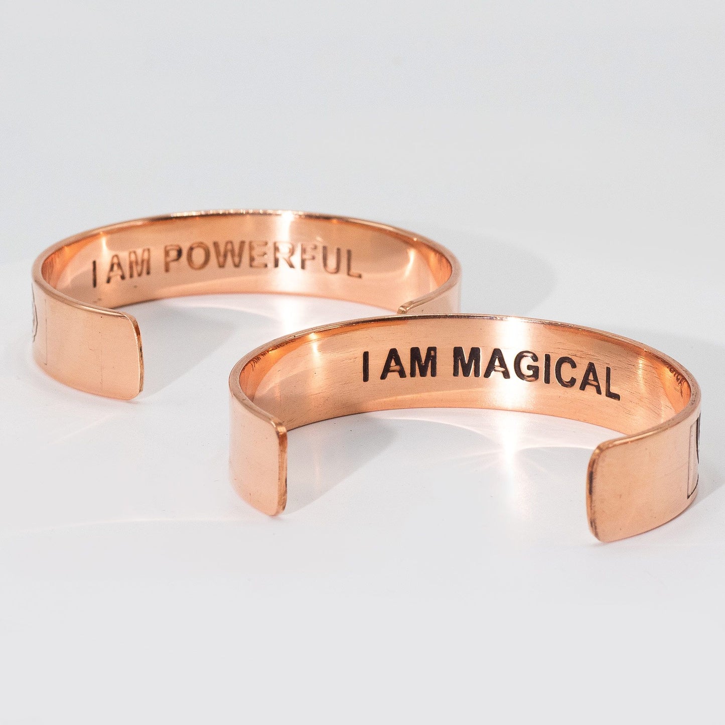 Pulseras de Cobre Macizo con Grabados de Afirmaciones (surtidas)