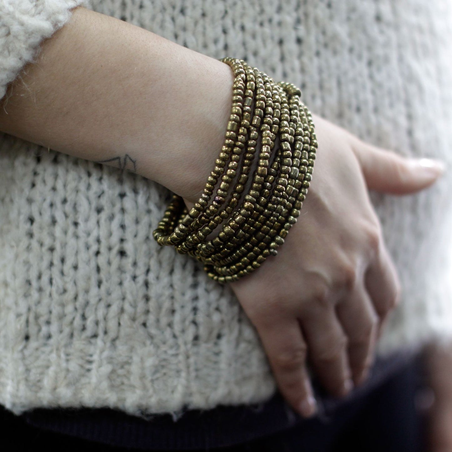 Brazalete de Cuentas Múltiples Cierre de Madera - Surtido de Oro/Bronce