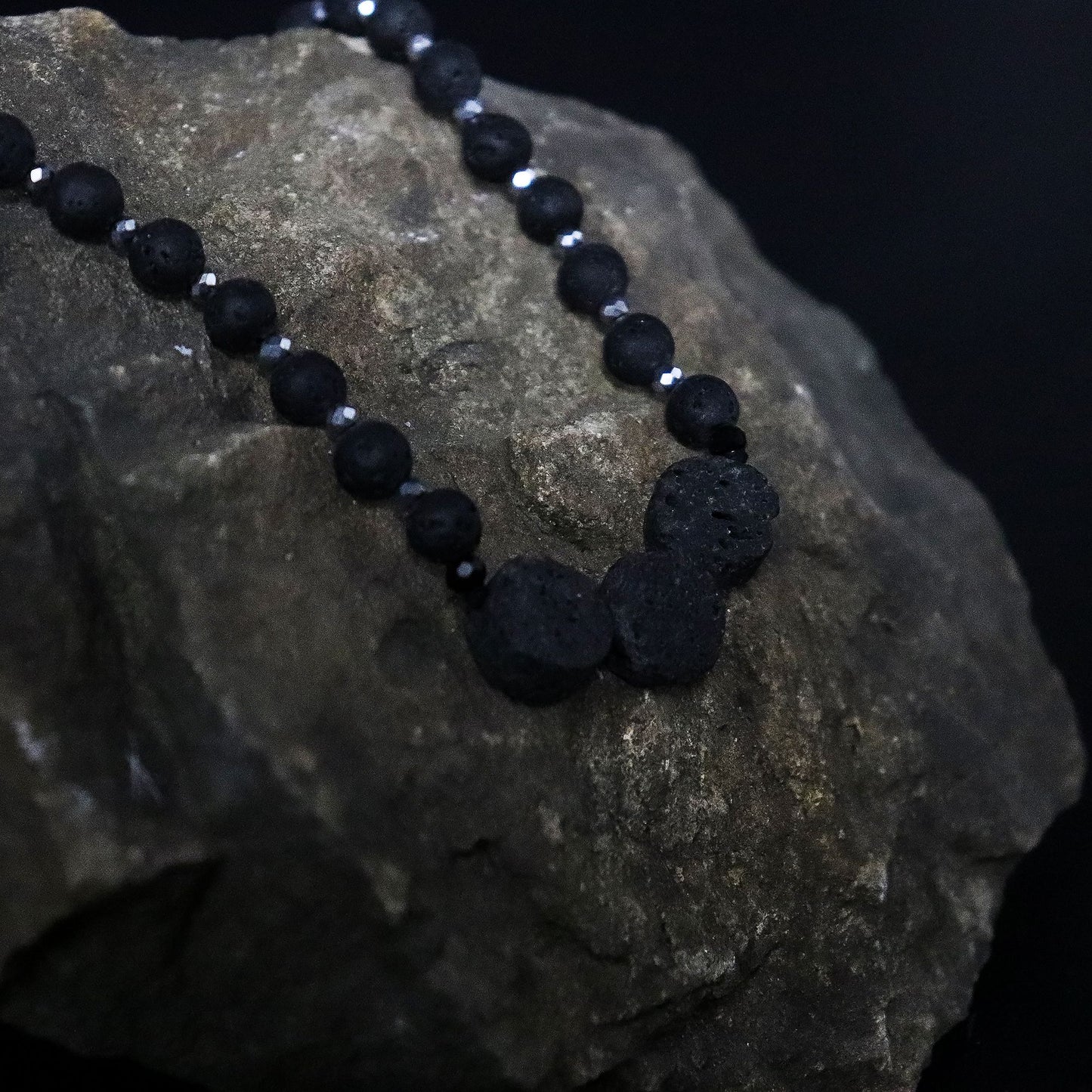 Collar Esencia del Volcán - Conexión con la Naturaleza