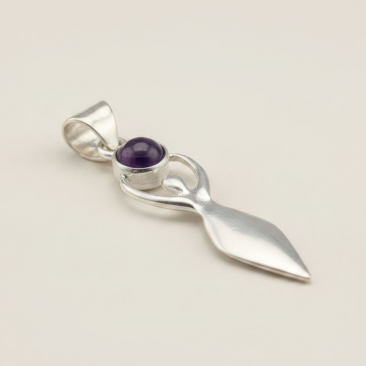 Colgantes devocionales de la India - Baño de plata (Cordón de 45 cm) - Diosa Amatista