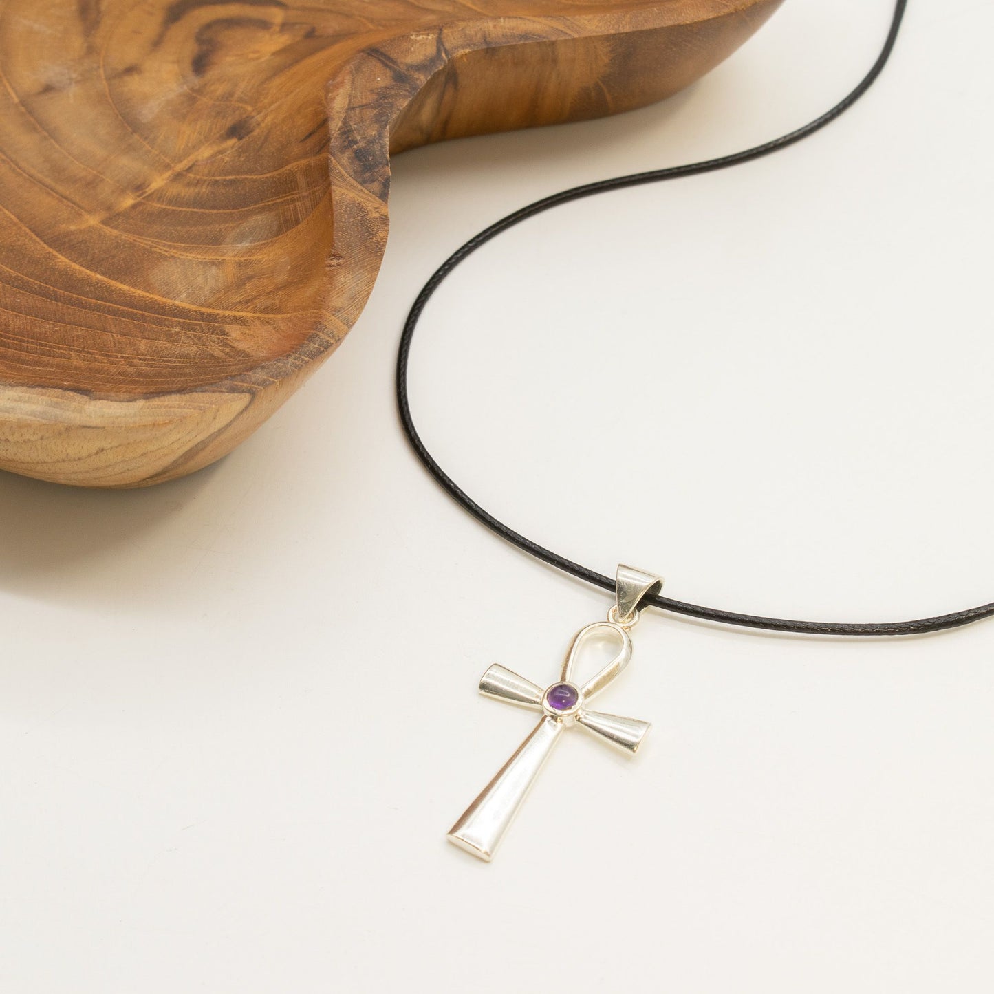 Colgante devocional hindú - Plateado con baño de plata (cordón de 45 cm) - Símbolo Ankh de la Vida Eterna